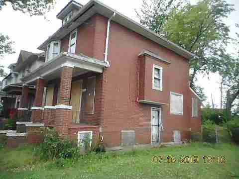 6733 Stanford (5)_m.jpg